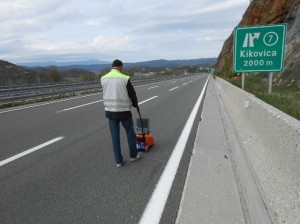 Terensko ispitivanje ravnosti asfaltnog kolnika